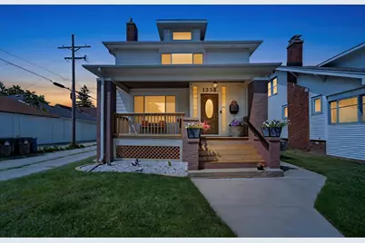 1338  Quincy Ave, Racine, WI 53405 - Photo 2