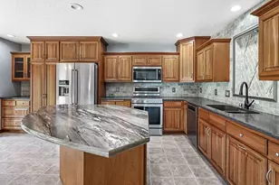 1606 N Jean Ave, Marshfield, WI 54449 - Photo 10