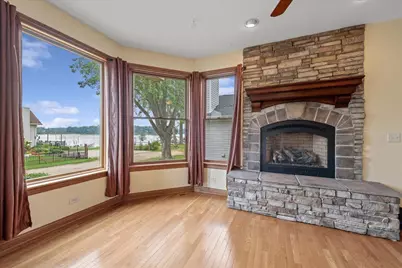 4130  Dutch Mill Rd, Delavan, WI 53115 - Photo 4