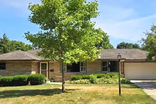 5617 W Jackson Park Dr, Milwaukee, WI 53219 - Photo 26