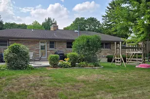 5617 W Jackson Park Dr, Milwaukee, WI 53219 - Photo 24