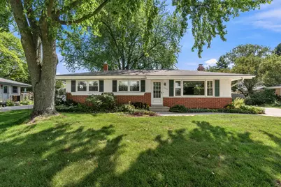 1534 N Holden St, Port Washington, WI 53074 - Photo 2