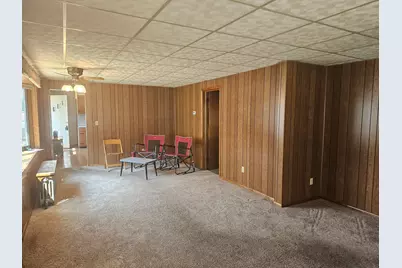 1134 S 16th St, Manitowoc, WI 54220 - Photo 6