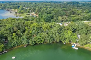 N9491 Island Dr, East Troy, WI 53149 - Photo 6