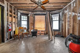 3911 W Roberts St, Milwaukee, WI 53208 - Photo 6