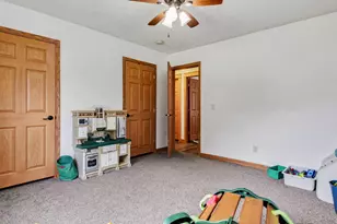 W8249 Woodview Dr, Onalaska, WI 54650 - Photo 18