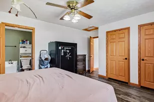W8249 Woodview Dr, Onalaska, WI 54650 - Photo 14