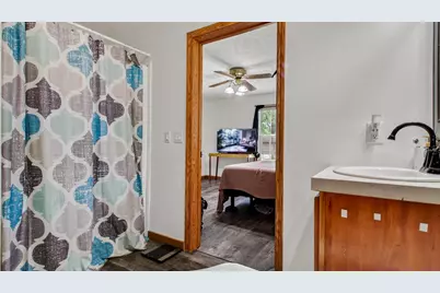 W8249  Woodview Dr, Onalaska, WI 54650 - Photo 16
