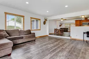 W8249 Woodview Dr, Onalaska, WI 54650 - Photo 6