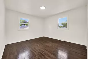 8208 W Keefe Ave, Milwaukee, WI 53222 - Photo 12