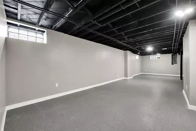 8208 W Keefe Ave, Milwaukee, WI 53222 - Photo 22