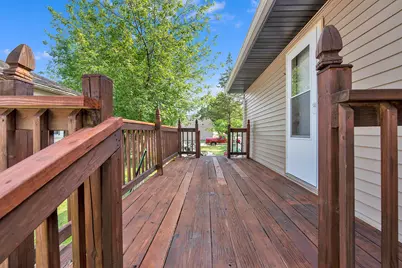 8208 W Keefe Ave, Milwaukee, WI 53222 - Photo 28
