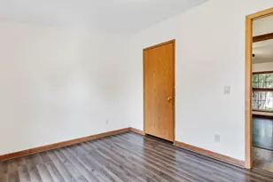W8241 Woodview Dr, Onalaska, WI 54650 - Photo 16