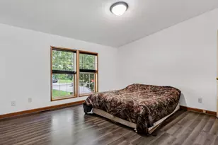 W8241 Woodview Dr, Onalaska, WI 54650 - Photo 12