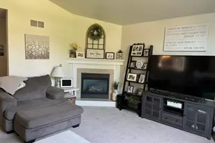 608 Fairfield Way, Waukesha, WI 53188 - Photo 8