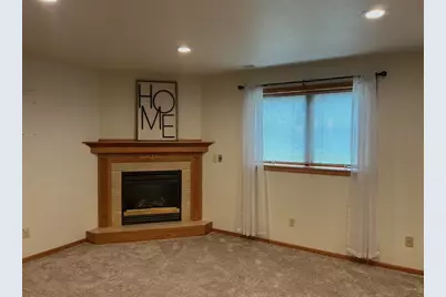608  Fairfield Way, Waukesha, WI 53188 - Photo 16