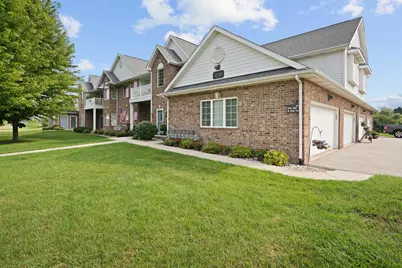 9249  64th Ct #167, Pleasant Prairie, WI 53158 - Photo 2