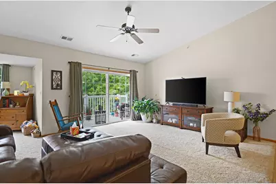 9249  64th Ct #167, Pleasant Prairie, WI 53158 - Photo 8