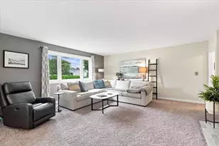 17265 Country Ln, Brookfield, WI 53045 - Photo 12