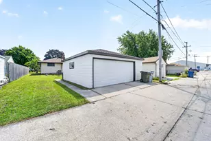 4643 S Logan Ave, Milwaukee, WI 53207 - Photo 18