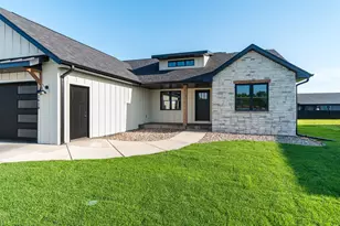 1618 Fox Glove St, Holmen, WI 54636 - Photo 42