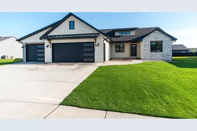 1618  Fox Glove St, Holmen, WI 54636 - Photo 2