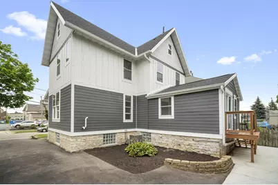 125 E Park Ave, Waukesha, WI 53186 - Photo 30