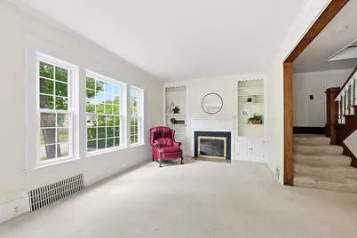 2205 N 71st St, Wauwatosa, WI 53213 - Photo 8
