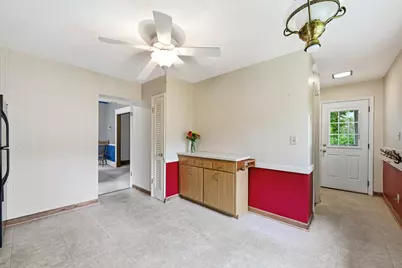 2205 N 71st St, Wauwatosa, WI 53213 - Photo 14