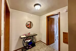 2857 N 49th St, Milwaukee, WI 53210 - Photo 12