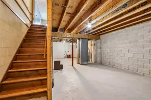 2070 Cliff-Alex Ct, Waukesha, WI 53189 - Photo 32