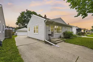 159 W Armour Ave, Milwaukee, WI 53207 - Photo 2