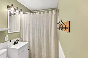 159 W Armour Ave, Milwaukee, WI 53207 - Photo 28
