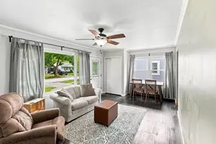 159 W Armour Ave, Milwaukee, WI 53207 - Photo 32