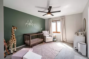 10541 W Pine Ridge Rd, Greenfield, WI 53228 - Photo 28