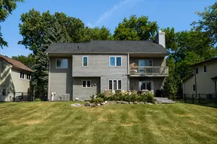 10541 W Pine Ridge Rd, Greenfield, WI 53228 - Photo 4