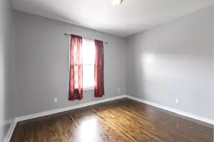 1554 W Chambers St, Milwaukee, WI 53206 - Photo 6