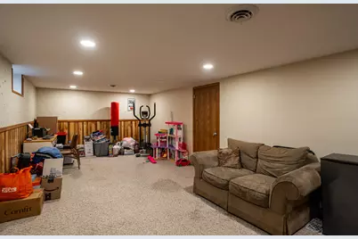 110 S Highland Ave, Thiensville, WI 53092 - Photo 22