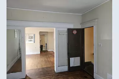 1219 N 31st St #1221, Milwaukee, WI 53208 - Photo 2