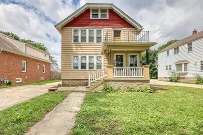 2225  S 82nd St, West Allis, WI 53219 - Photo 1