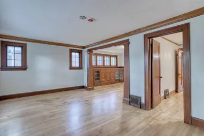 2225  S 82nd St, West Allis, WI 53219 - Photo 26