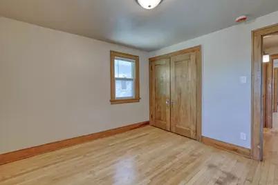 2225  S 82nd St, West Allis, WI 53219 - Photo 16