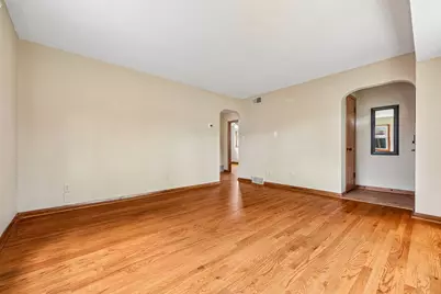 2935 S 93rd St, West Allis, WI 53227 - Photo 10