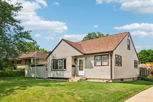 2935 S 93rd St, West Allis, WI 53227 - Photo 4