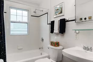 1329 N 70th St, Wauwatosa, WI 53213 - Photo 18