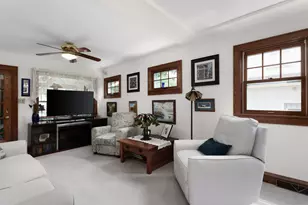 1329 N 70th St, Wauwatosa, WI 53213 - Photo 8