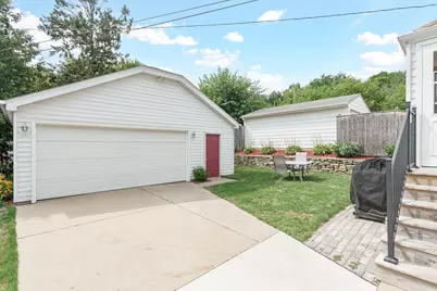 1329 N 70th St, Wauwatosa, WI 53213 - Photo 2