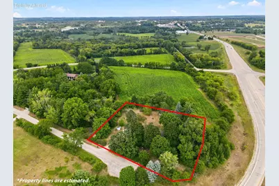 N1360  Deerpath Rd, Koshkonong, WI 53538 - Photo 38