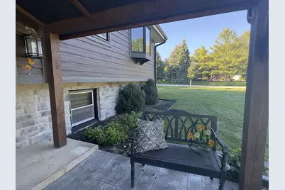 W330N5515  Linden Cir, Merton, WI 53058 - Photo 2