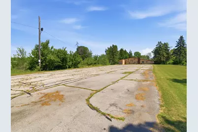 1801  Johnston Dr, Manitowoc, WI 54220 - Photo 26